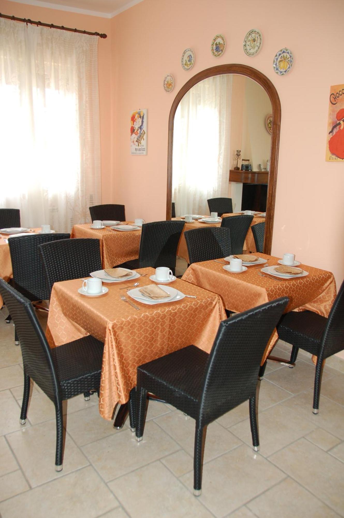 B&B Villa Vittoria Мальє Екстер'єр фото