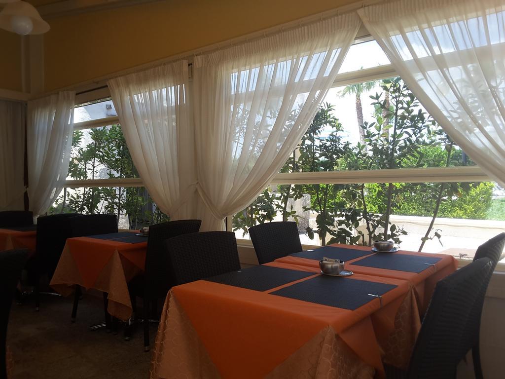 B&B Villa Vittoria Мальє Екстер'єр фото